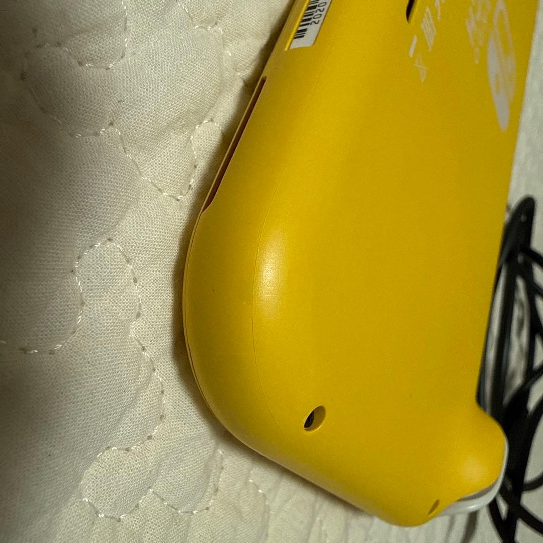 任天堂Switchライト　イエロー　動作良好