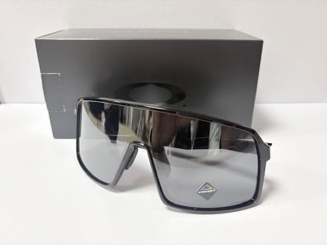 小物 OAKLEY PRIZM BLACK SUTRO A oo9406-0237