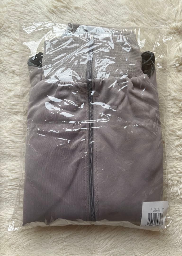 新品未使用未開封　キンプリ Re:ERA トラックジャケット　Mサイズ