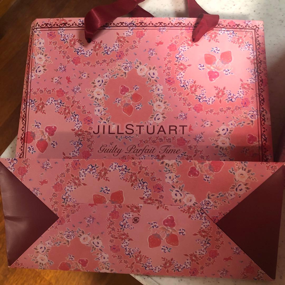 JILLSTUART クリスマスコフレ2024ギルティパフェタイム　コレクション
