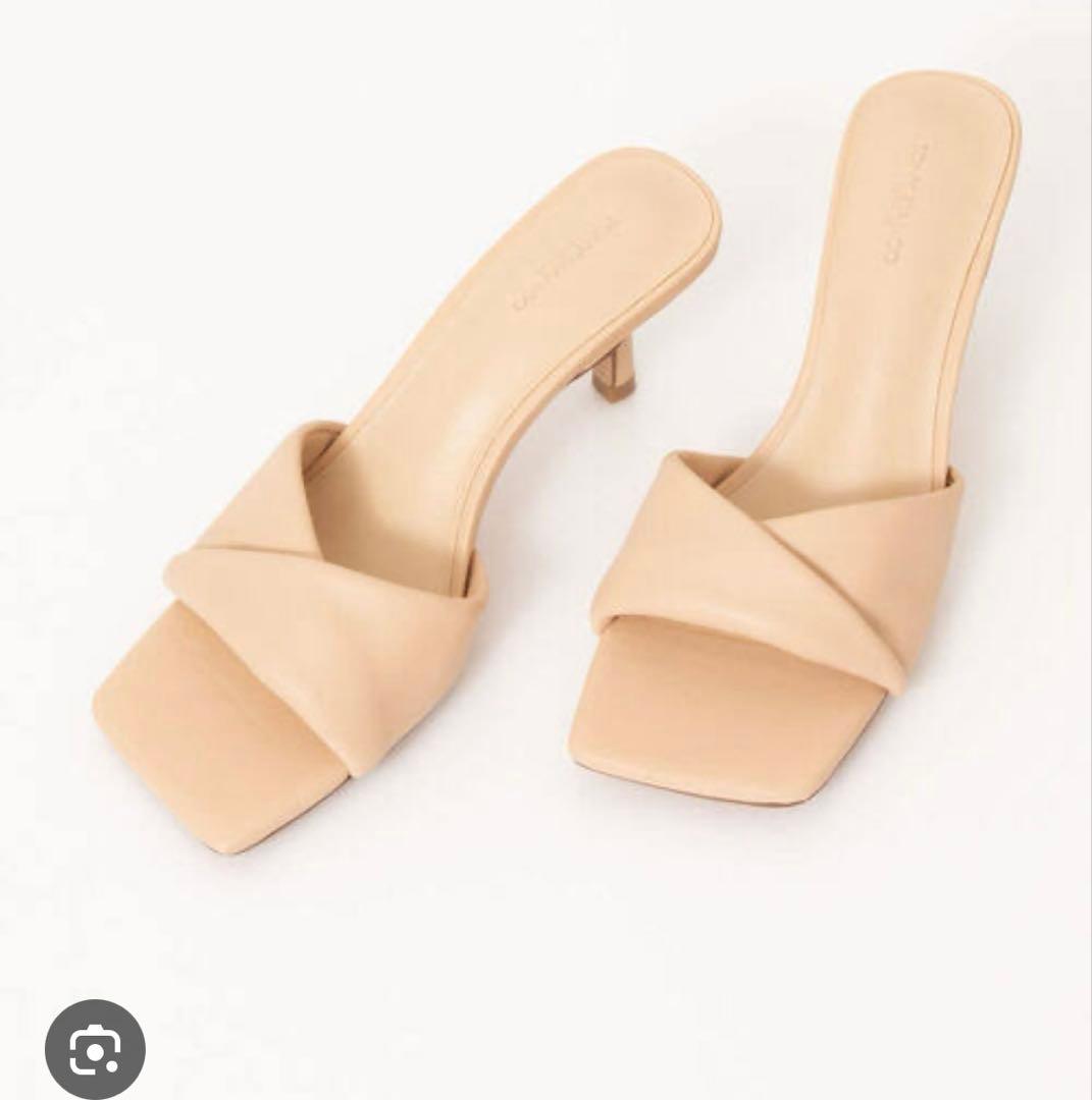 Tony Bianco Alexa Sandal ベージュ