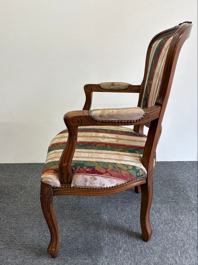 輸入家具 アンティークチェア 猫脚 クラシックスタイル 多色布張り椅子①