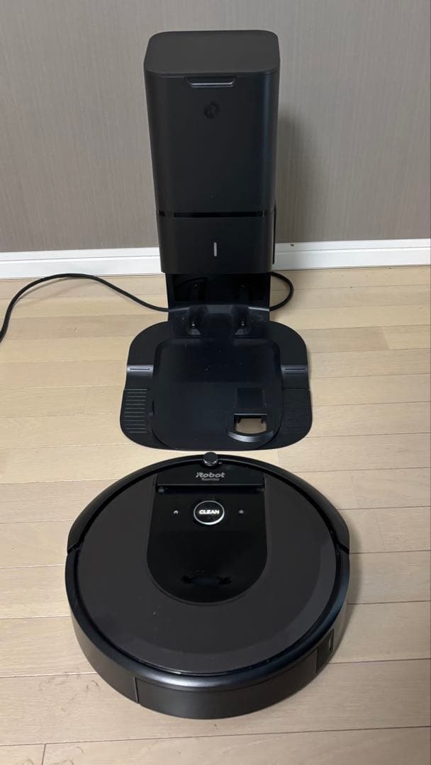 iRobot Roomba i7+ ルンバ 自動ゴミ収集機付き、侵入防止センサー