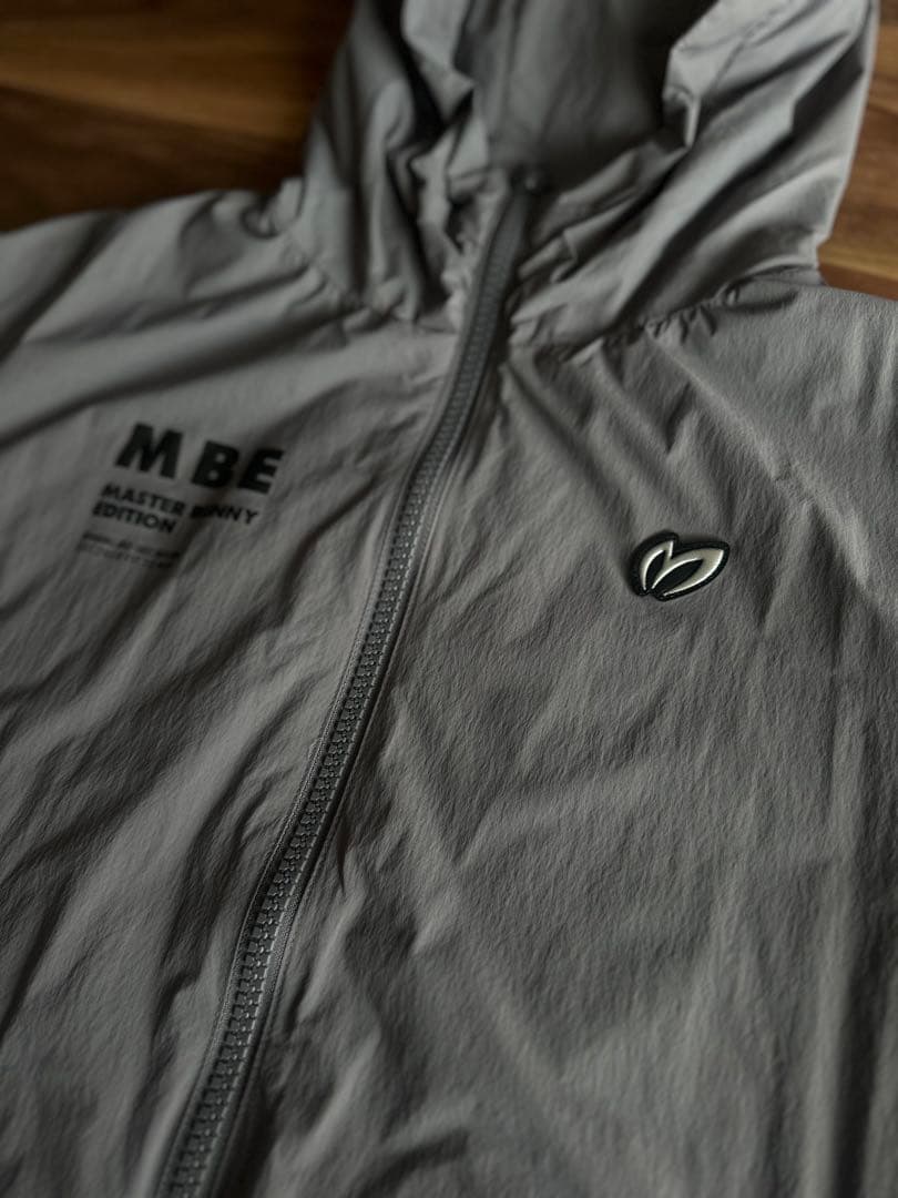 MASTER BUNNY EDITION MBE ジャケット グレー　サイズ０