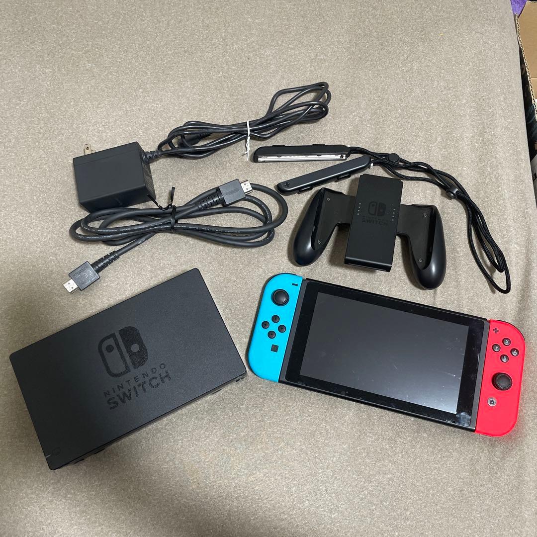 Nintendo Switch本体、ドック、ケーブル、ジョイコン