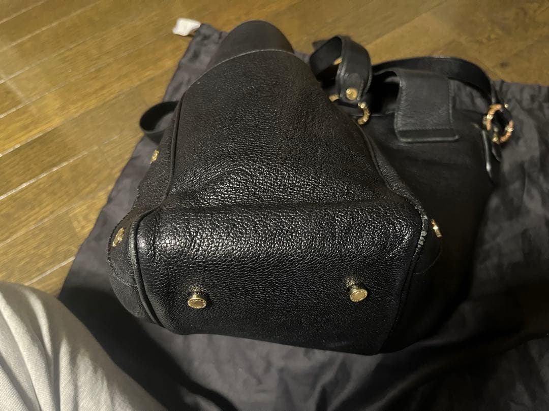 BVLGARI ブラックレザー ハンドバッグ