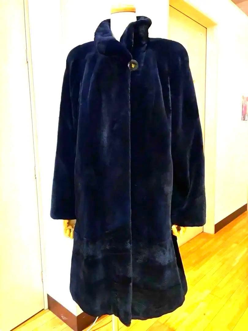 新春　プライス❣️シェアードミンクLouis Feraud コート