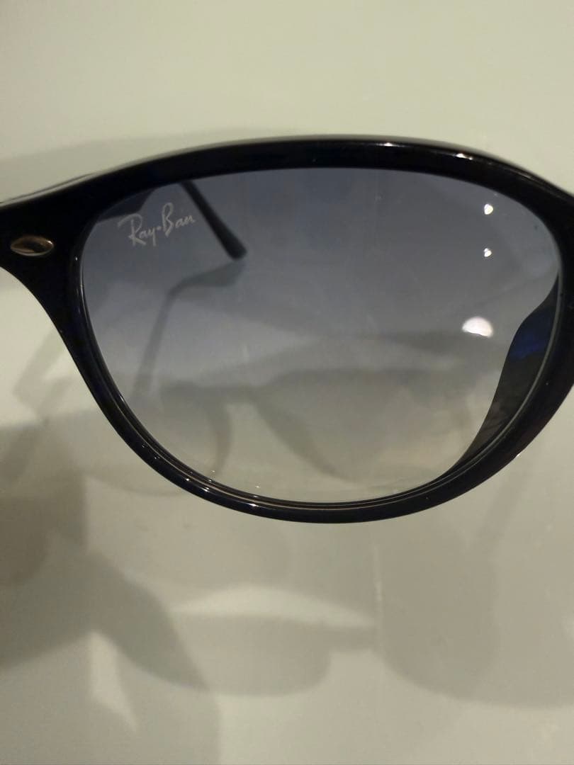 西島隆弘さん・赤西仁さん愛用モデル レイバン RB4259-F 601/19