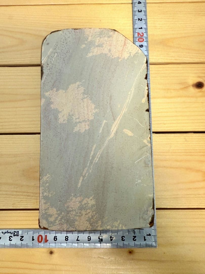 天然砥石　山不明　仕上げ砥石　蓮華　鯰入り