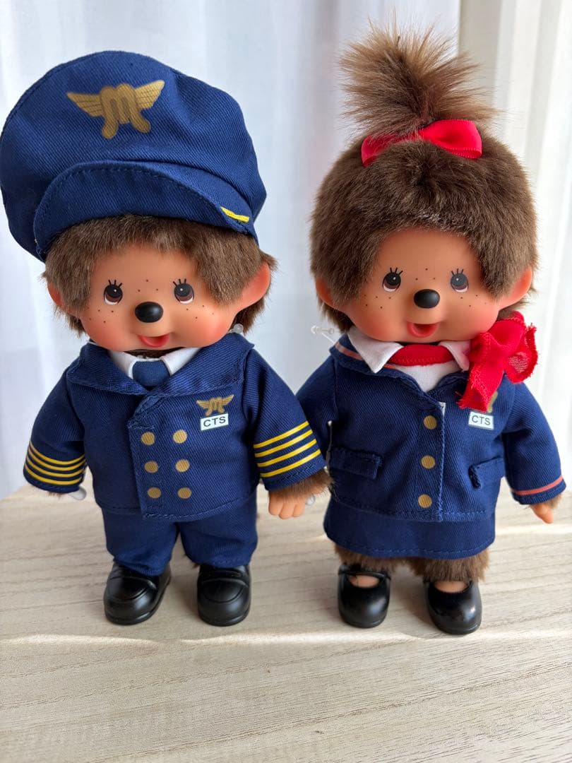 新千歳空港限定　モンチッチ パイロットと客室乗務員 セット