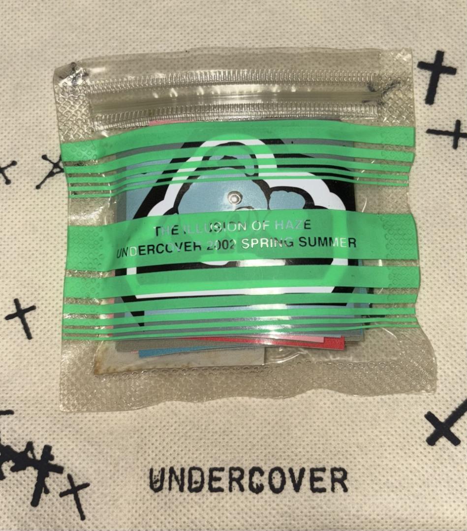 illusion of HAZE期 グラフィックステッカー 2つセット 40枚