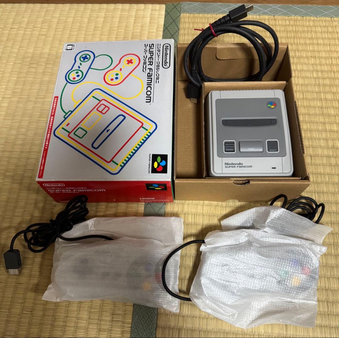 【美品】ニンテンドークラシックミニ スーパーファミコン