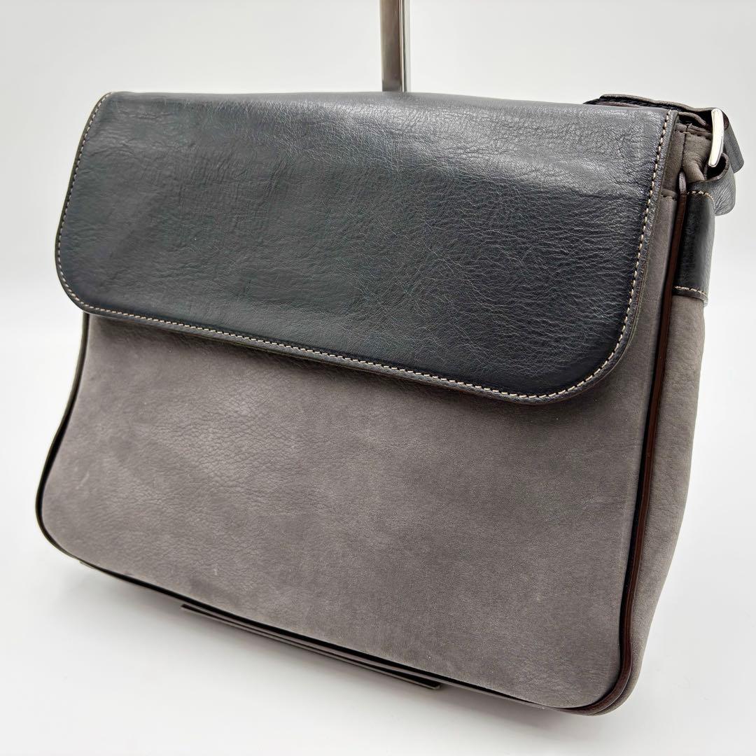極美品 ココマイスター ショルダーバッグ グッドオールドミラノ ヌバック グレー