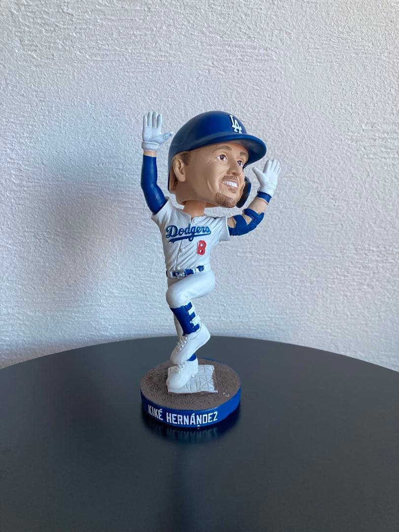 【新品未使用】ドジャース 2024年球場配布 キケ・ヘルナンデス ボブルヘッド