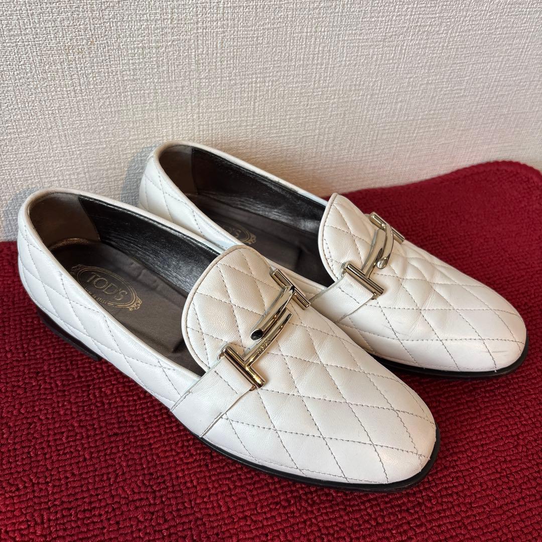 美品‼️✨【TOD’S】トッズ ホワイト ローファー 革靴