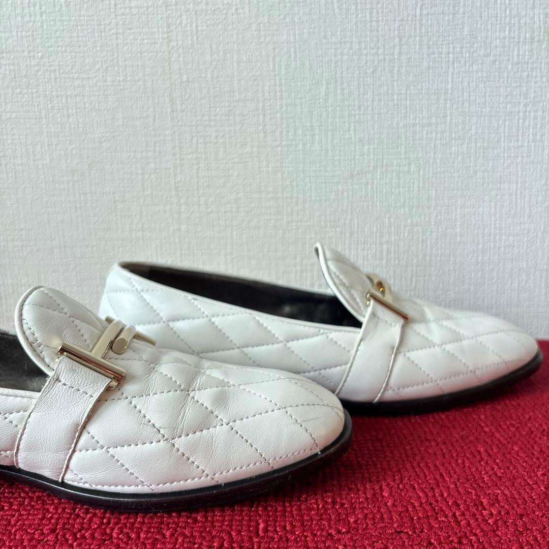 美品‼️✨【TOD’S】トッズ ホワイト ローファー 革靴