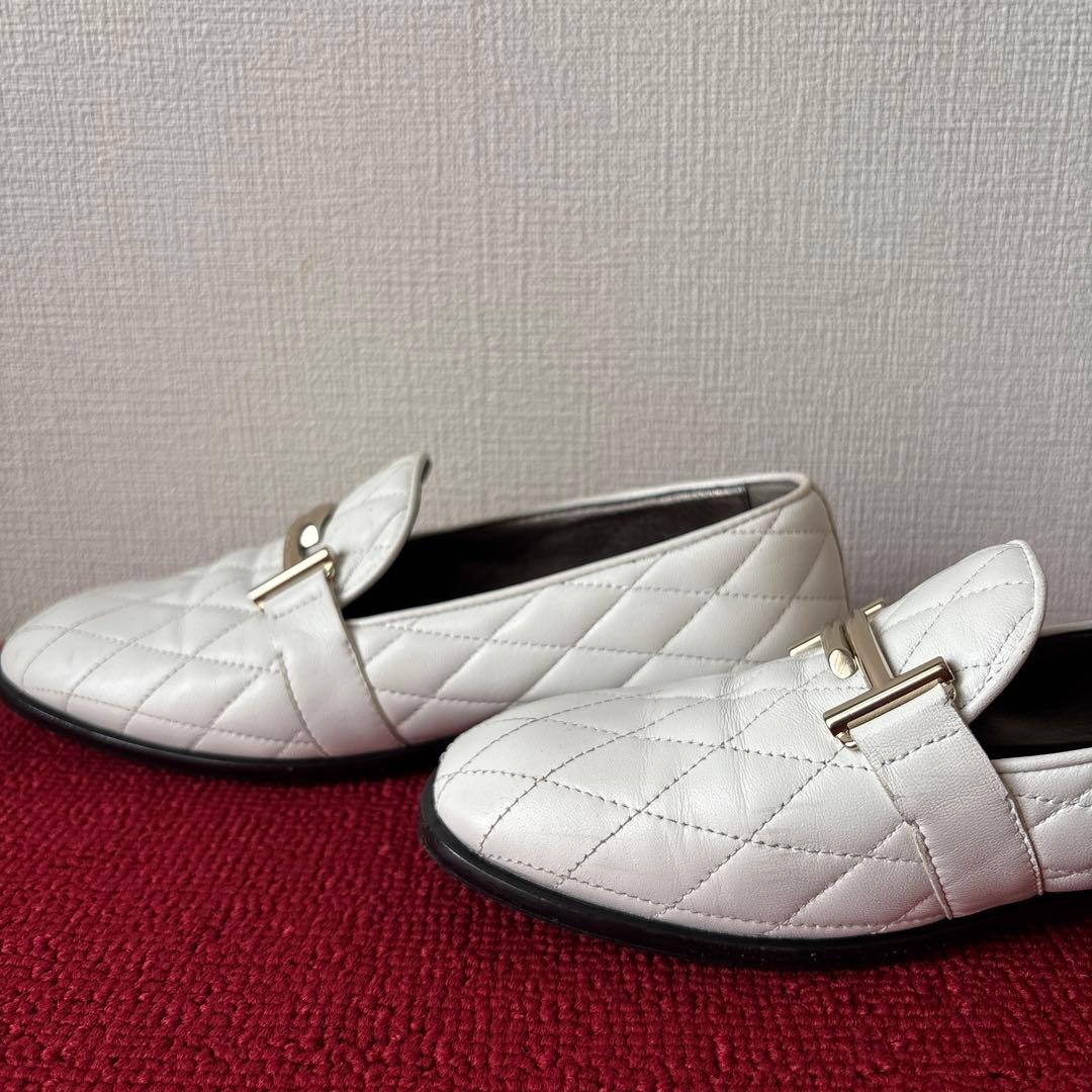 美品‼️✨【TOD’S】トッズ ホワイト ローファー 革靴
